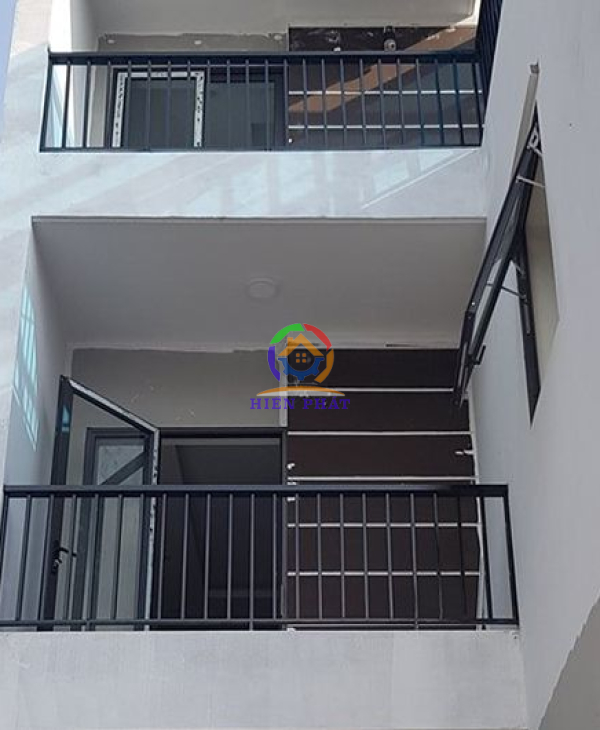 THI CÔNG LAN CAN SẮT 
